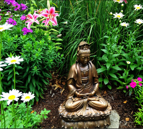 outdoor garden statuary