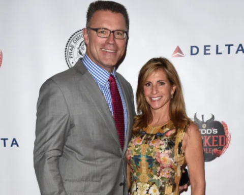 howie long wife